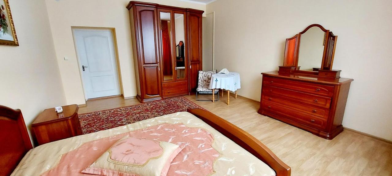 Hotel Bb Student Хуст Екстер'єр фото